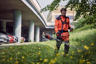 545RXT Professional Brushcutter - view 5